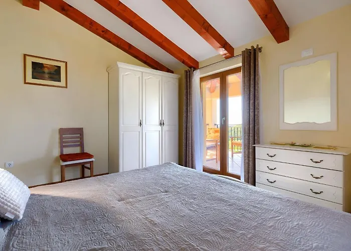 Panorama 1 By Interhome Labin (Istria)